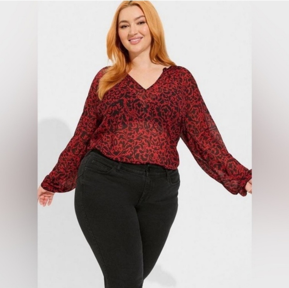 NWT Torrid Crinkle Chiffon‎ Sheer Long Sleeve Blouse Red Black Fleur Size 4X